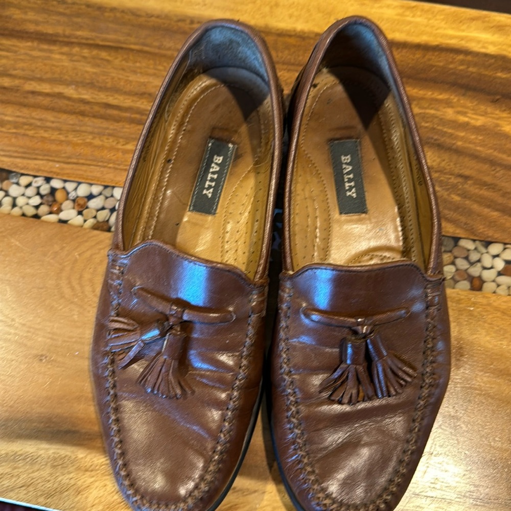 Bally brown leather loafers. Size 7 1/2 M.